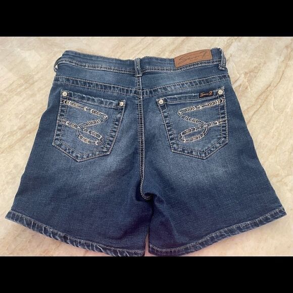 Seven7 Jeans Shorts   - Picture 1 of 4